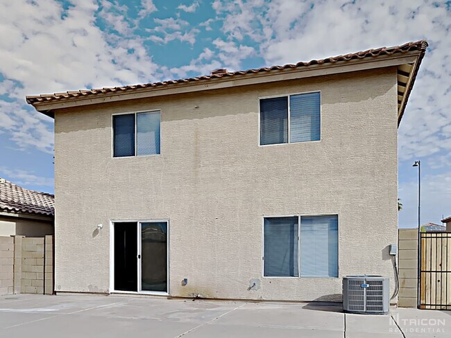 Building Photo - 12929 W Laurel Ln