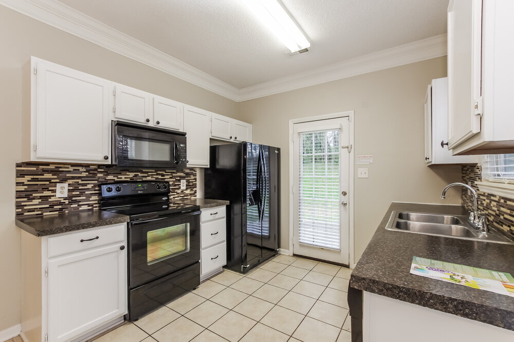 Building Photo - 9603 Mary Juan Ln