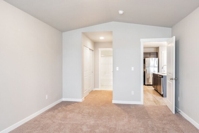 Building Photo - Newly Built 4bd 2.5ba in LSSD