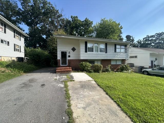 Building Photo - 328 W Edmonston Dr