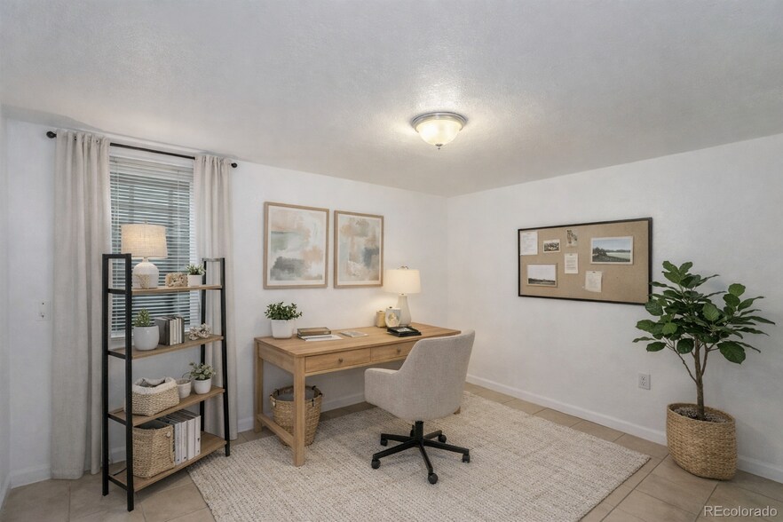 Building Photo - 9515 E 11th Ave