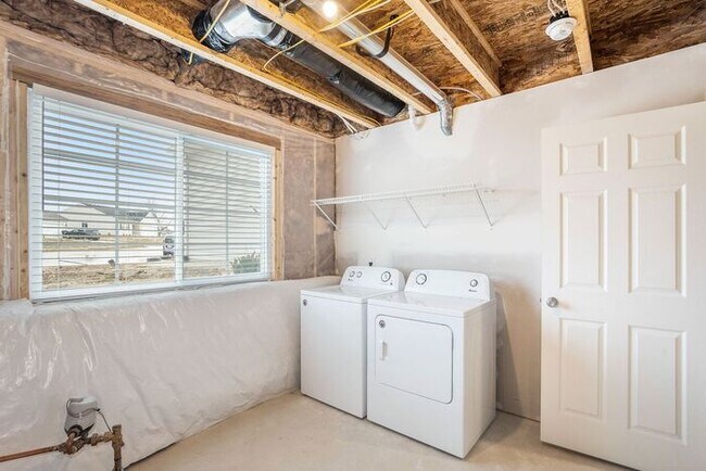 Building Photo - 6894 Asher Trail