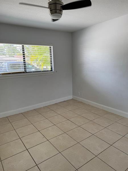 Building Photo - 1216 Periwinkle Pl