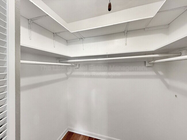 Building Photo - 4517 S Hesperides St