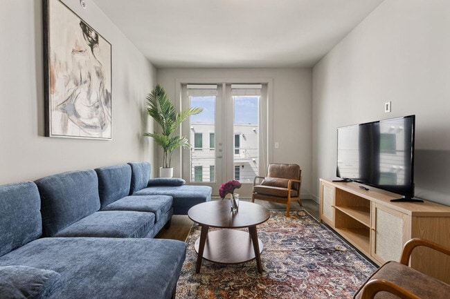 Building Photo - 5820 1/2 Cameron Rd