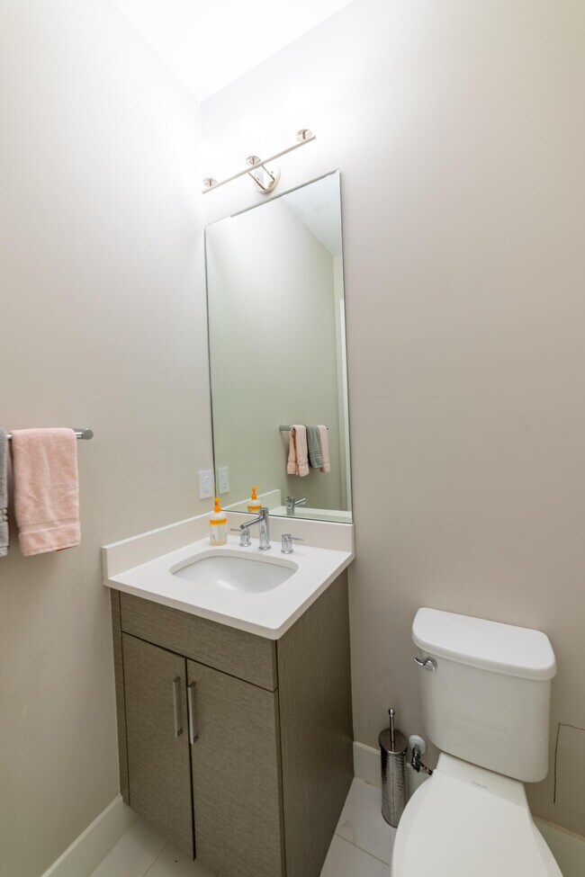 Building Photo - 3018 Safflower Cir