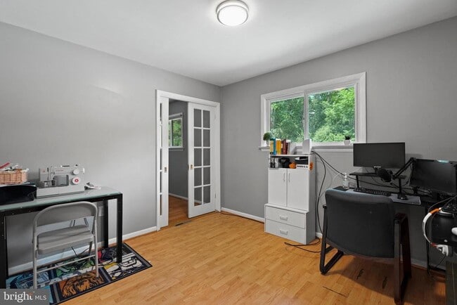Building Photo - 5400 Woodlyn Ct