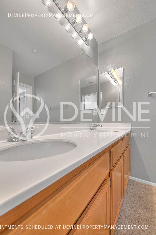 Building Photo - 6251 Chantel Dr