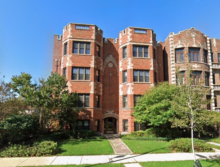 Building Photo - 506 S Austin Blvd