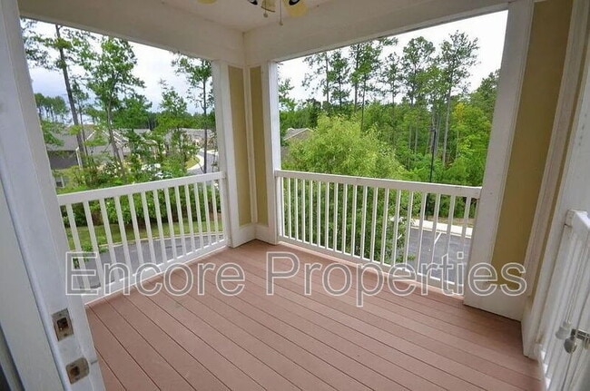 Building Photo - 936 Portstewart Dr