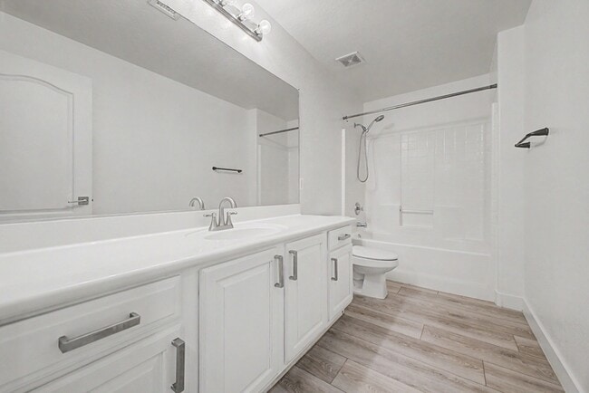 Building Photo - 3533 E Joseph Way