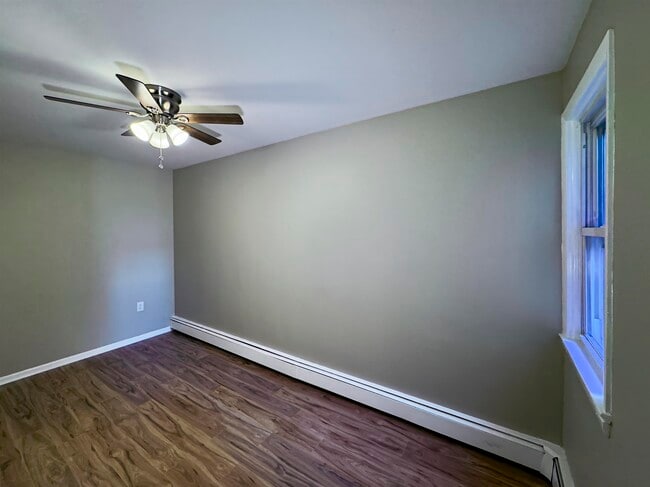 Building Photo - 340 Broadway