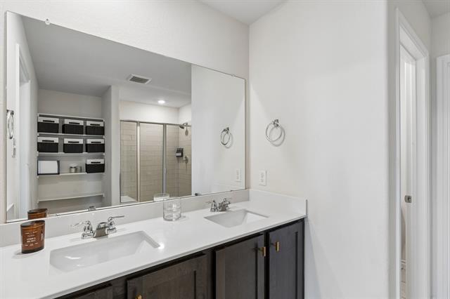 Building Photo - 230 Mockingbird Wy