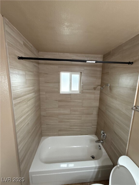 Building Photo - 305 N 10th St