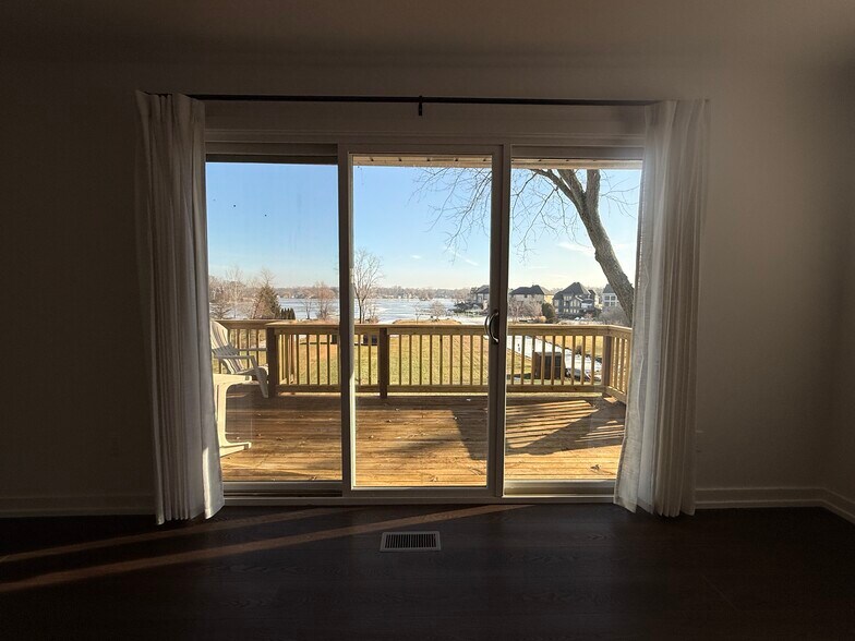 Building Photo - 3506 Moberly Dr