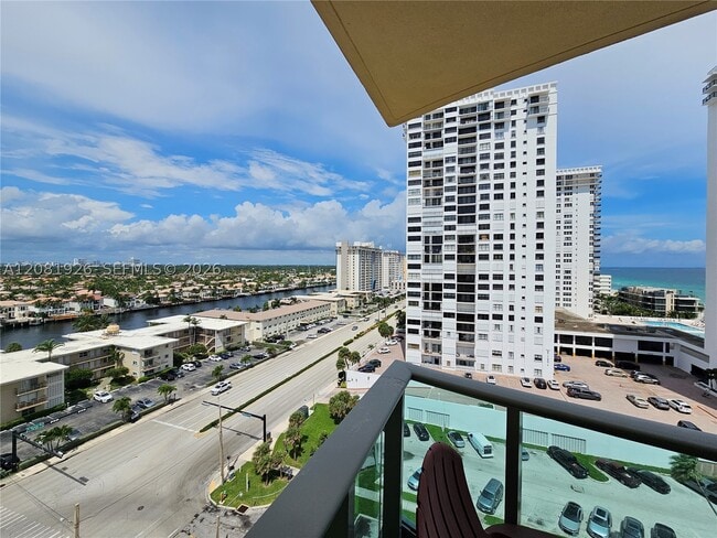 Building Photo - 2501 S Ocean Dr