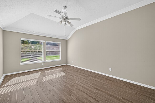 Building Photo - 7527 Rain Meadow Ln