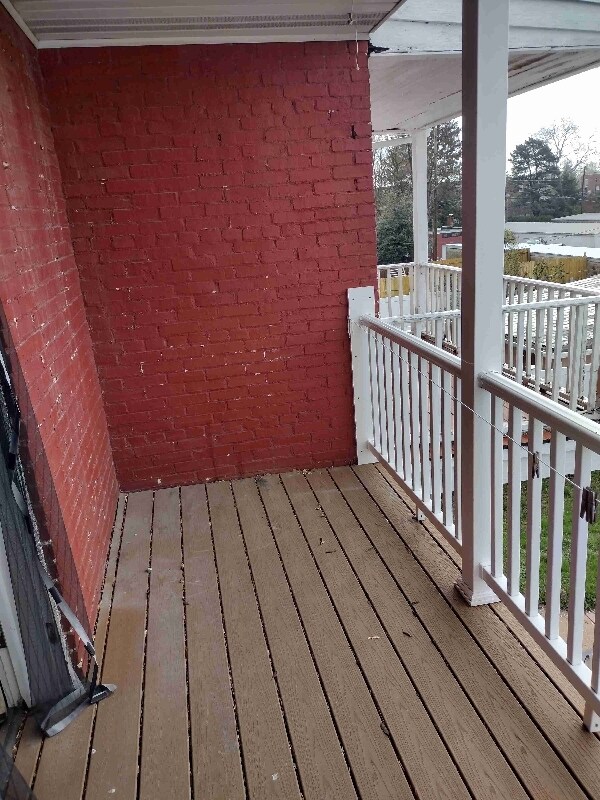 Building Photo - 12 E Liberty St