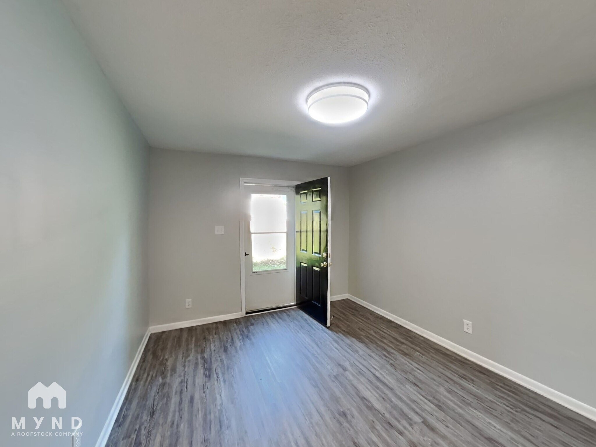 Building Photo - 307 King Arthur Trail