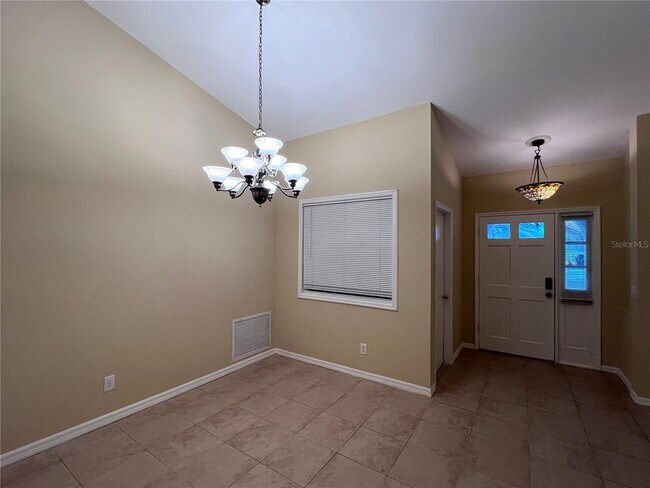 Building Photo - 9673 Fox Hearst Rd
