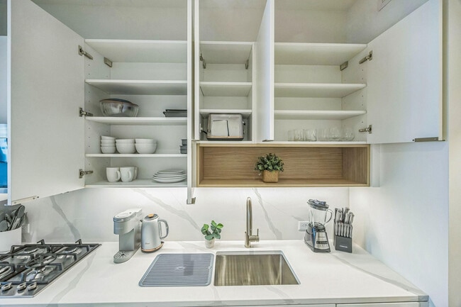 Building Photo - 160 Water St