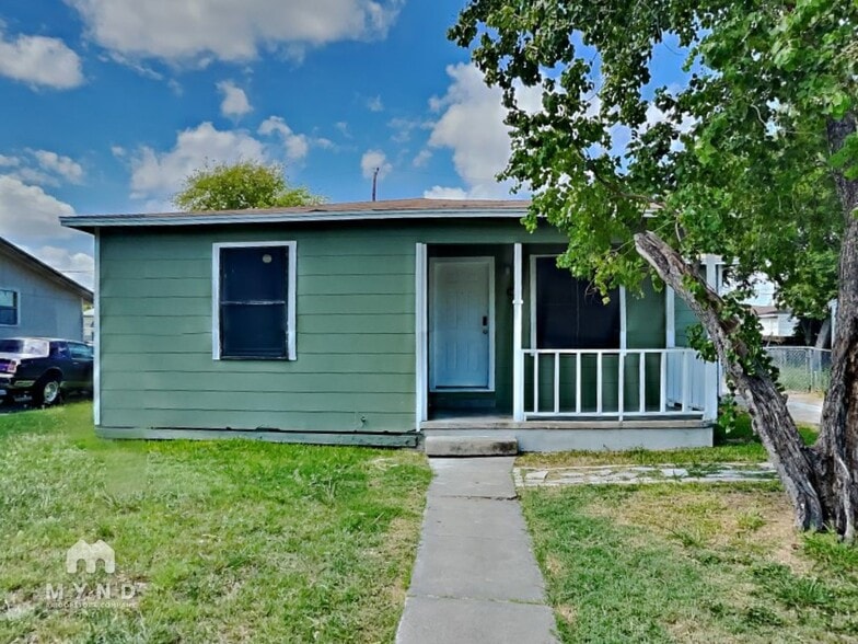 Primary Photo - 1441 Miami Dr