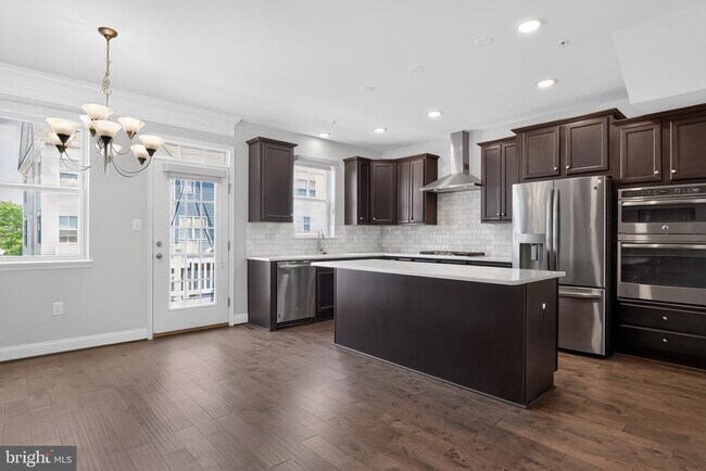 Building Photo - 12241 Bluffwood Ter