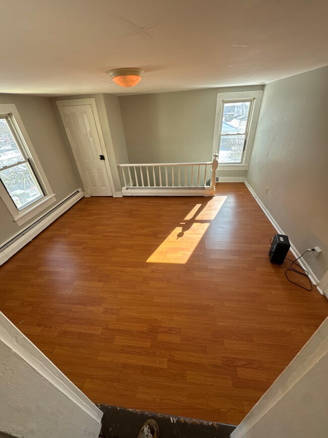 Building Photo - 1041 Dreher Ave