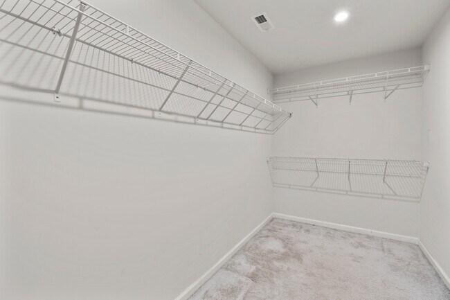 Building Photo - 311 Sunrise Ct