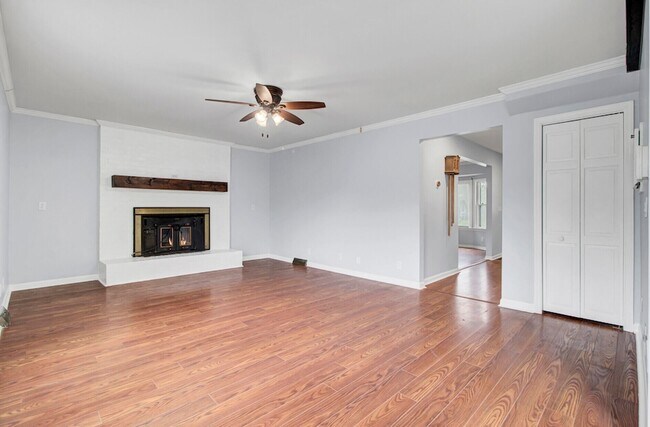 Building Photo - 8000 Eberly Ave