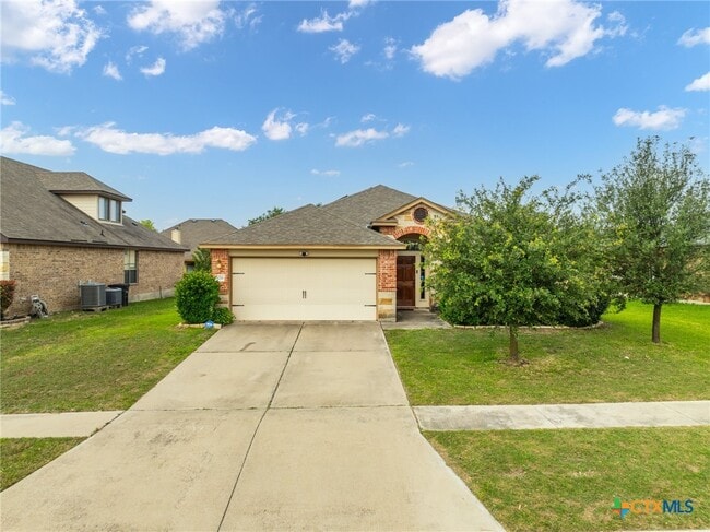 Building Photo - 6711 Bayberry Dr