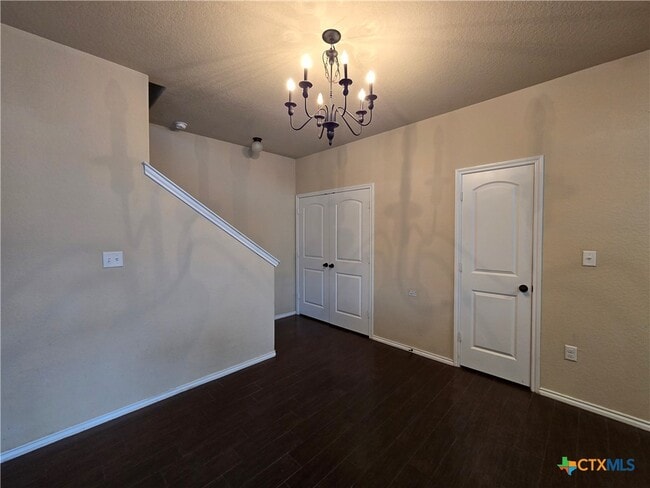 Building Photo - 203 Anne Louise Dr