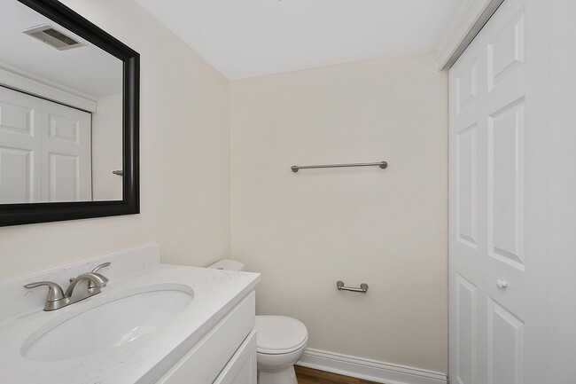 Floorplan - Harpers Point Apartments*