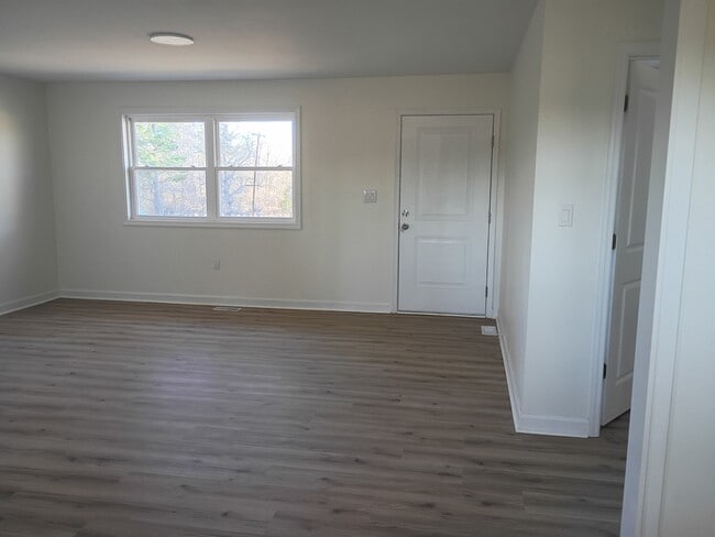 Building Photo - 5332 Hicone Rd