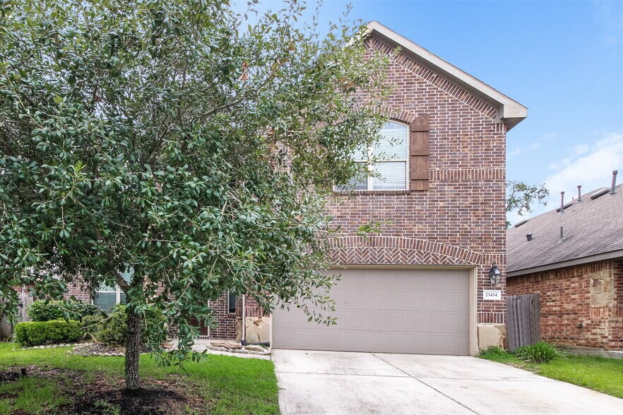 Primary Photo - 23434 Banksia Dr