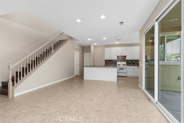 Building Photo - 14564 Monet Dr
