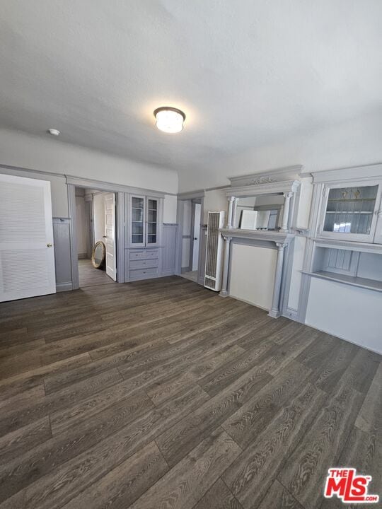 Building Photo - 643 57th St