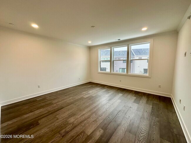 Building Photo - 50 Augustus Dr