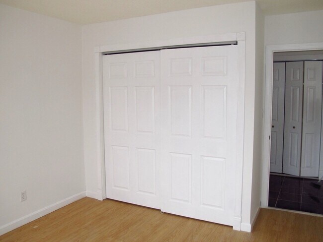 Building Photo - 4925 Washington St