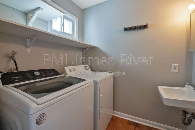 Building Photo - 6112 Keydet Ct