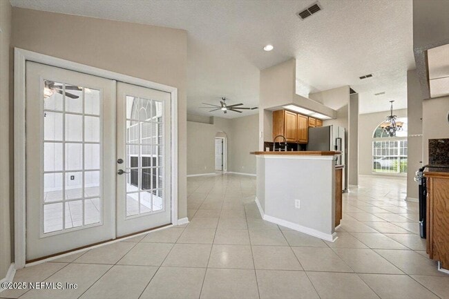 Building Photo - 1676 Trafalgar Ct