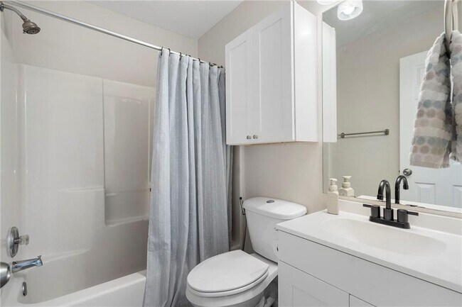 Building Photo - 3572 Avensong Village Cir