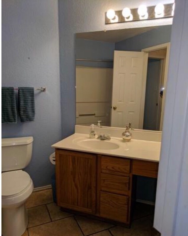 Building Photo - 2206 Stallion Run