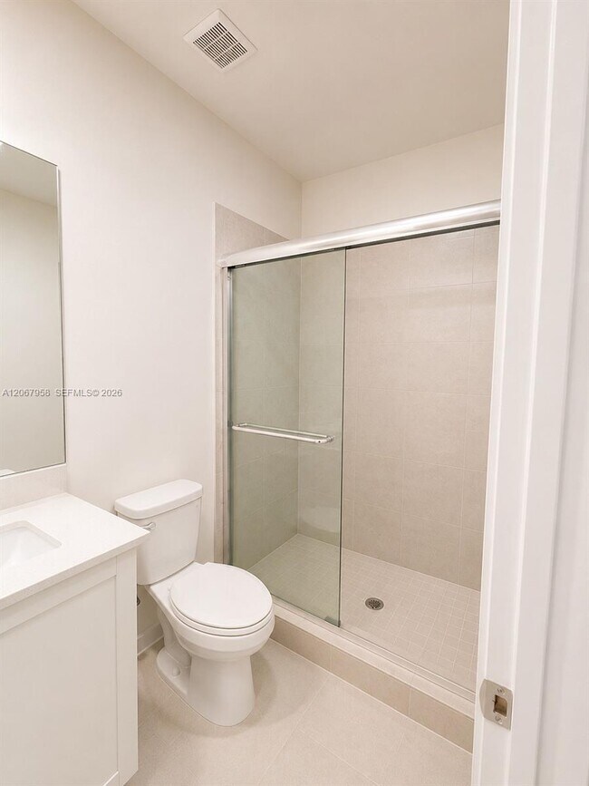 Building Photo - 18120 SW 148th Rd