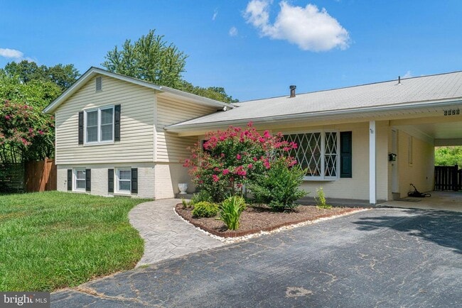Building Photo - 6820 Wheatley Ct