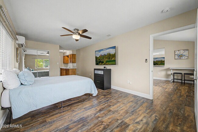 Building Photo - 2837 W Union Hills Dr