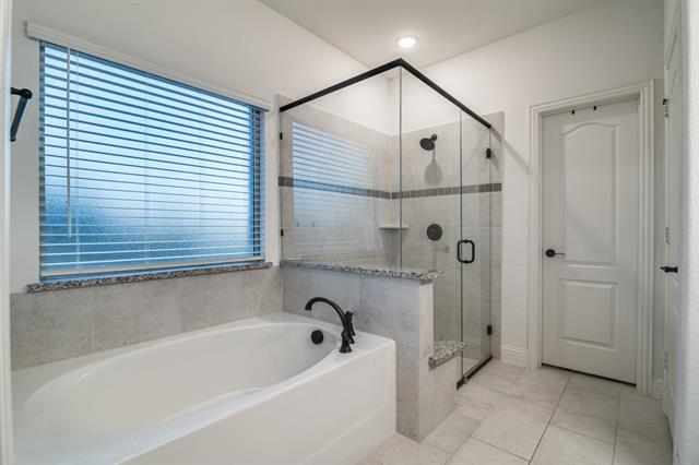 Building Photo - 2643 Perdenales Dr