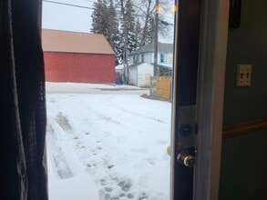 Building Photo - 610 W Water St