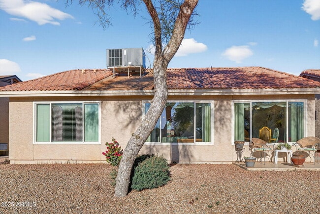 Building Photo - 1831 E Lindrick Dr