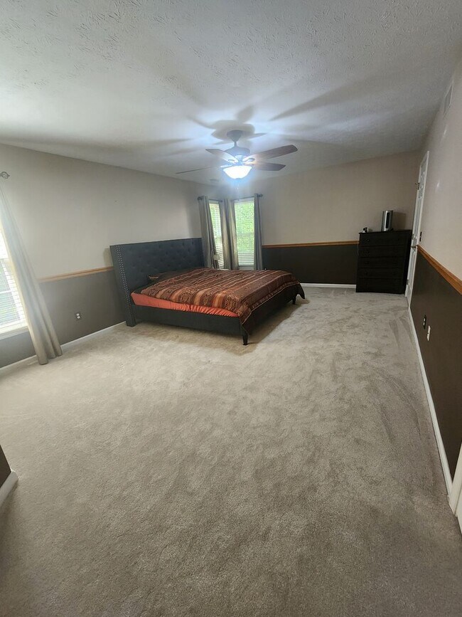 Building Photo - 3288 Beech Ln